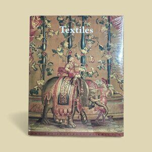 Textiles in the Art Institute of Chicago by Christa C. Thurman Hardcover New
